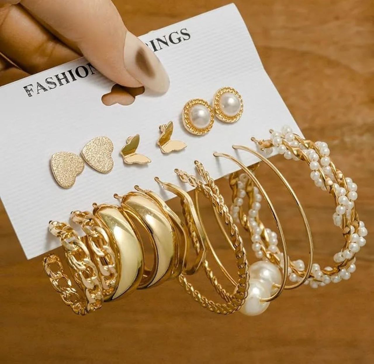 Vintage Geometric Golden Drop Earrings – Timeless Glam, Modern Twist! 💛