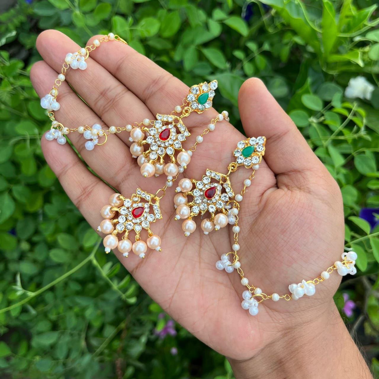 Kan Tana Earrings with Tikli Set