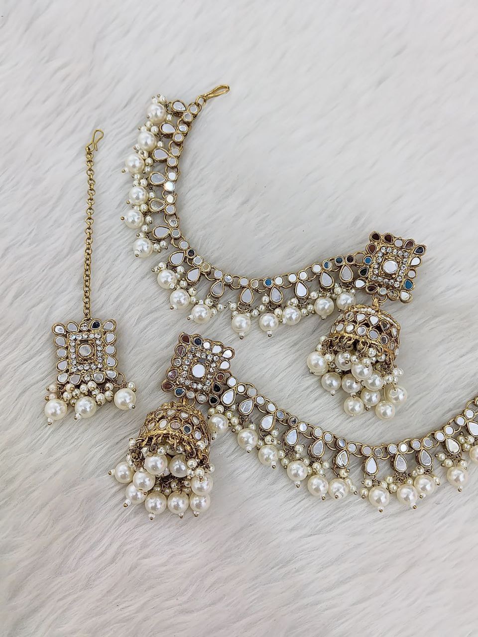 Queen’s Pakistani Stone Earrings & Tikli Set